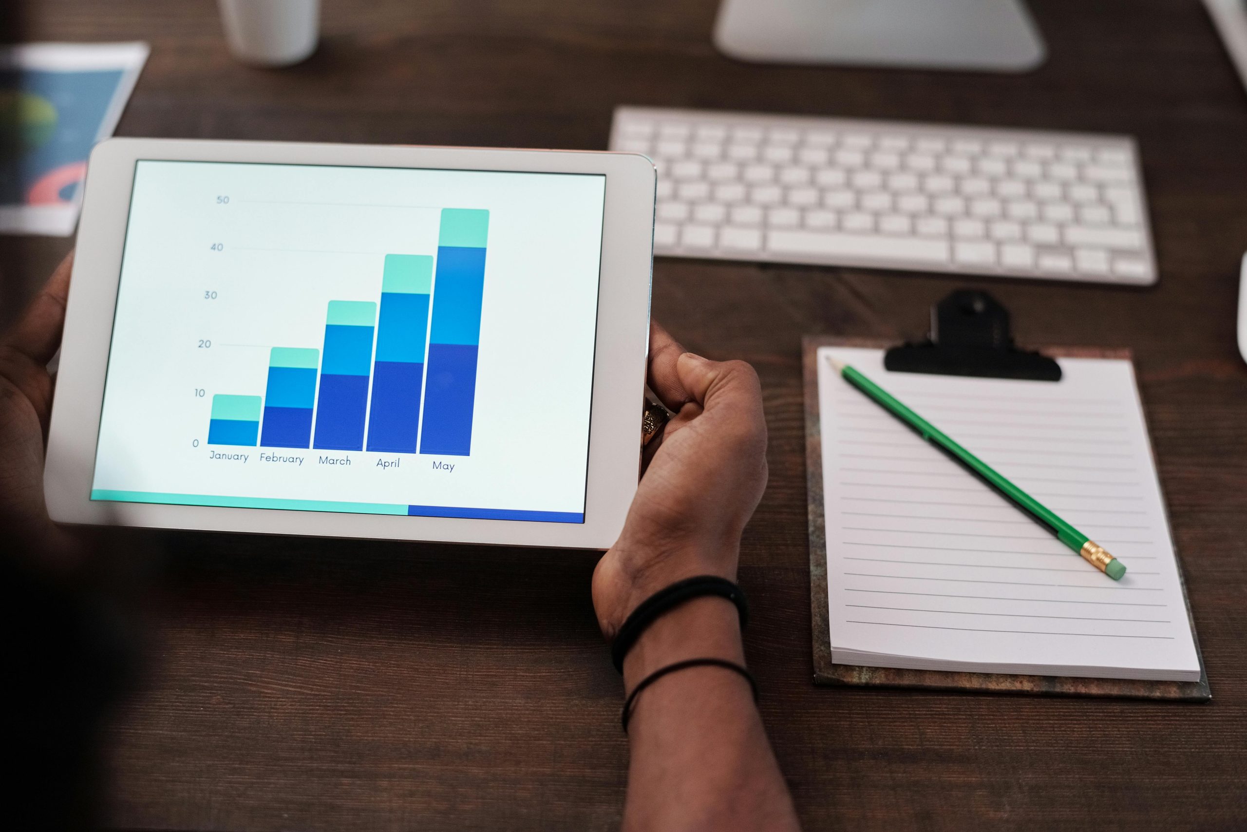 Is Digital Boss Academy Still Worth Promoting in 2025? A Data-Driven Look at Popularity, Trends, and Long-Term Value